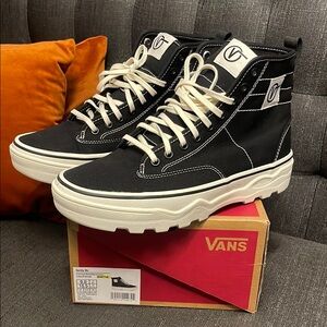 Vans Sentry WC “Mid”